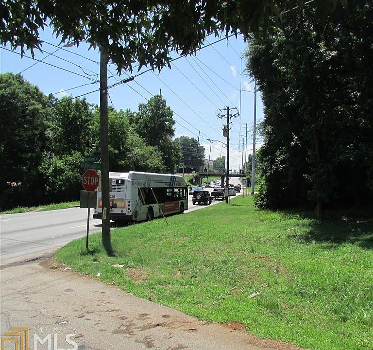 1st image of 590 Woodland Ave