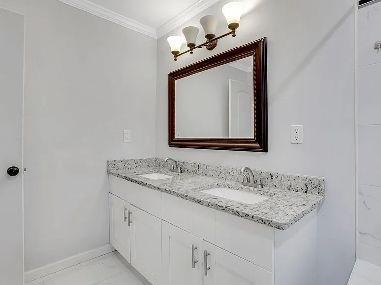 3436 Pinehill Dr — Photo 9