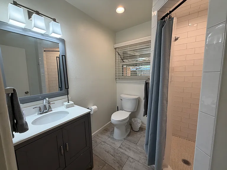 4308 47th St — Photo 17