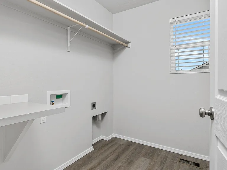 1786 E Kentucky Ave — Photo 20