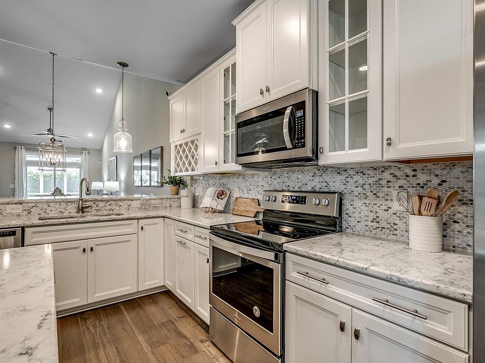 1st image of 2632 Hartington St #0009