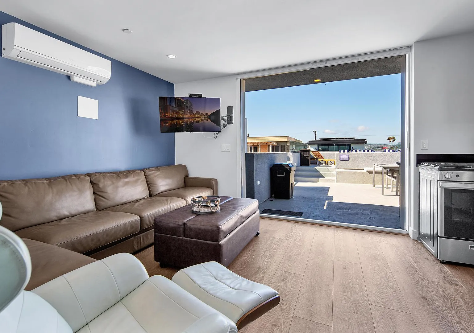 RMB IV: 1Br Island Penthouse Loft - Sleeps 4-6 — Photo 3