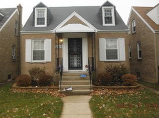 2726 N 72nd Ct, Elmwood Park, IL 60707