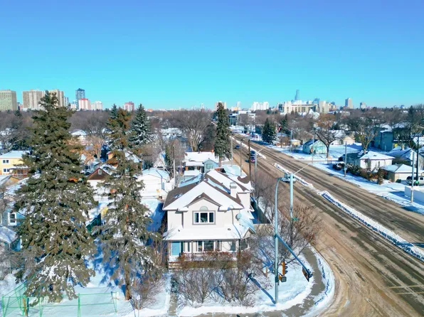 10906 72nd Ave NW, Edmonton, AB T6G 0A9