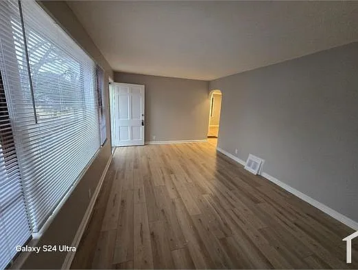 7724 Monroe Dr — Photo 5