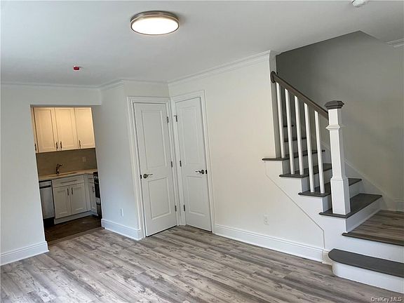 4th image of 101 King St #1B