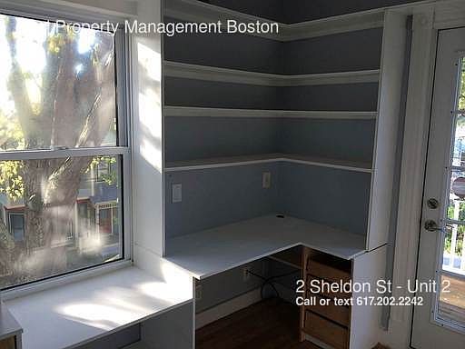 2nd image of 2 Sheldon St #2