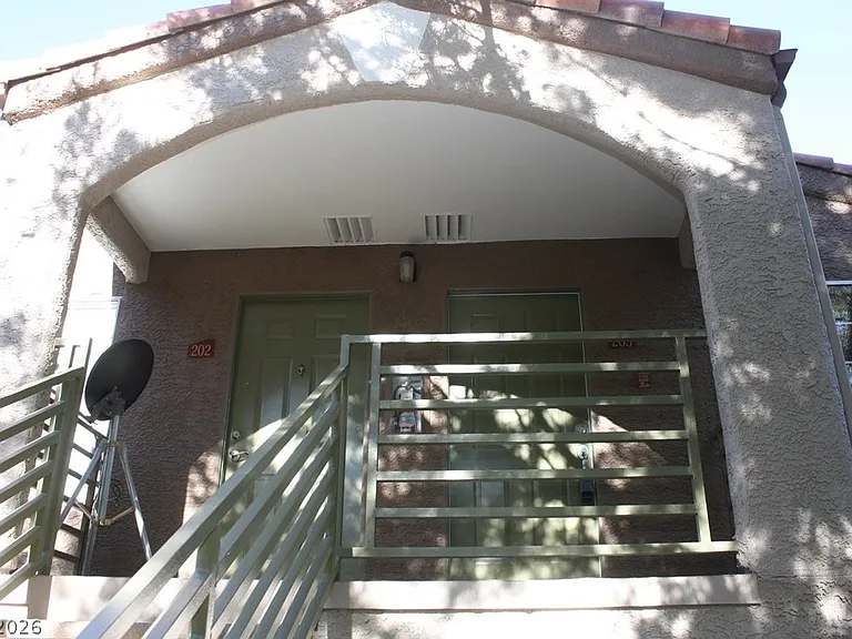 7730 Secret Shore Dr #203 — Photo 2