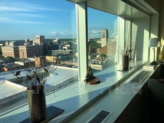 4th image of 555 E William St #I