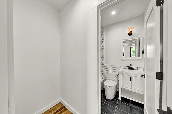 Rented by Brown Harris Stevens | media 22