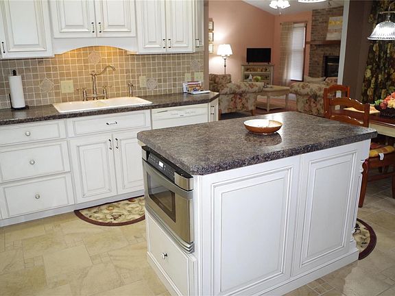 3rd image of 2100 Catanzaro Ct