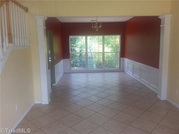 5th image of 4017 Tutbury Dr