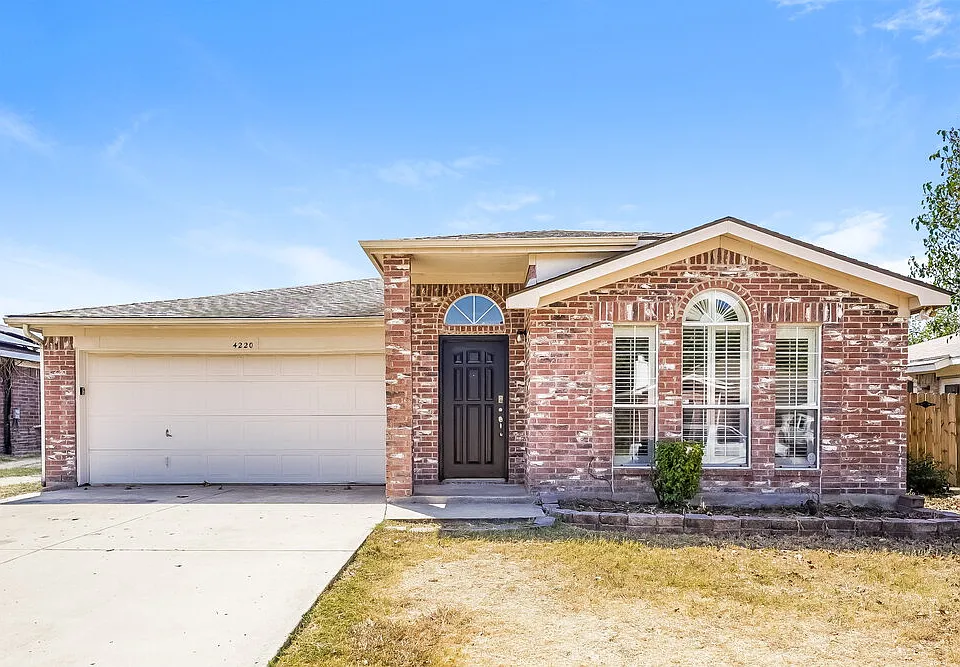 4220 Fernleaf Dr