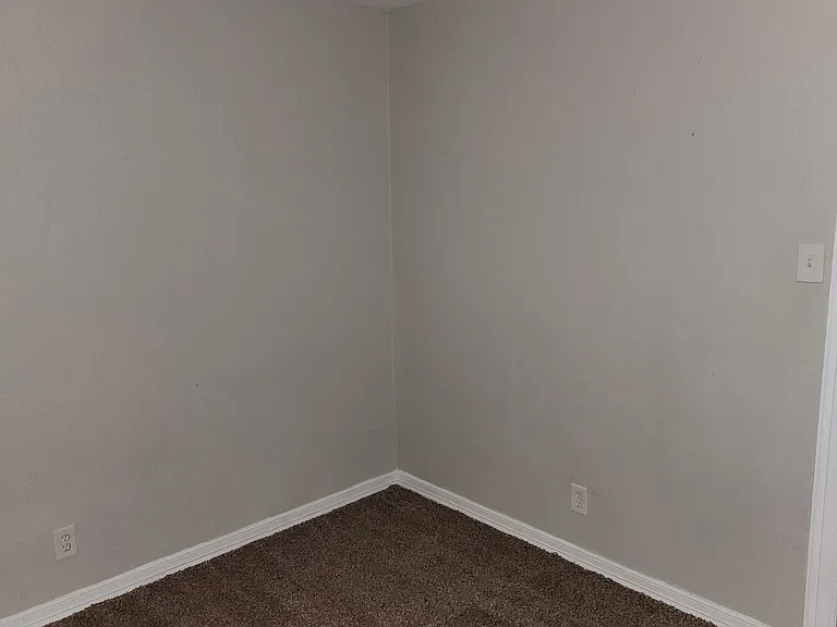 8782 Flossie Mae St — Photo 5