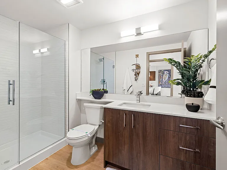 110 Roy Apartments — Photo 32