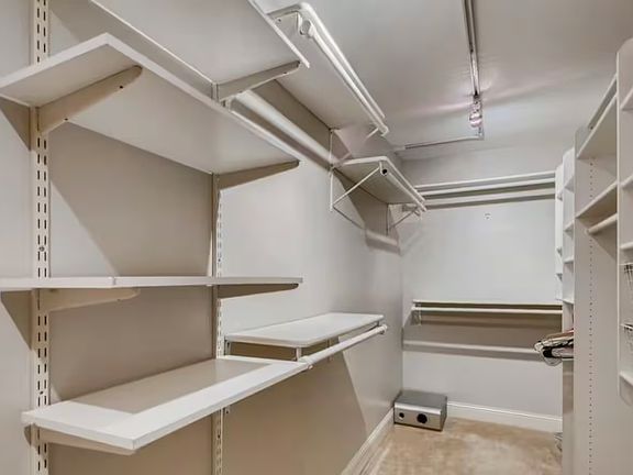 Walk-in California Closet