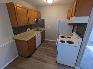 1655 Brownstone Blvd #8, Toledo, OH 43614