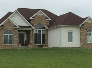 560 Markwood Dr, Keyser, WV 26726