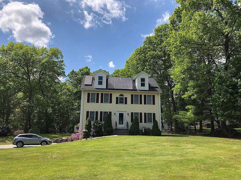 2nd image of 19 Hardwood Dr