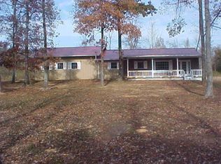 221 Cartwright Ln, Drakesboro, KY 42337