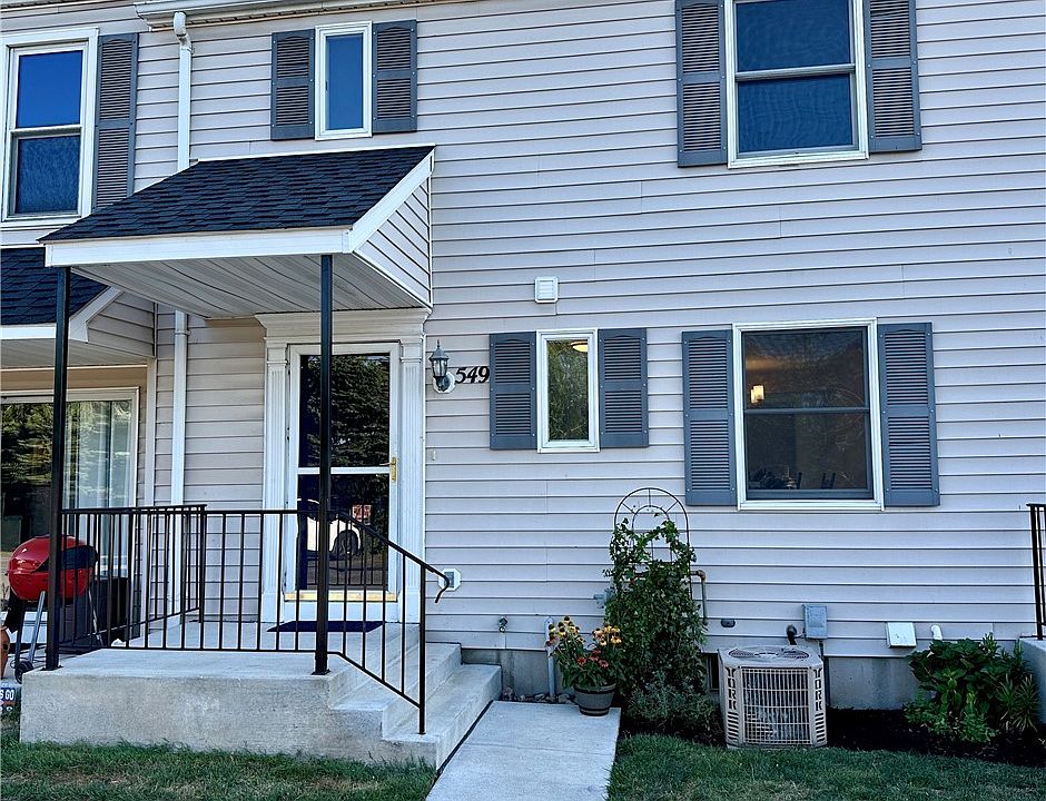 1st image of 549 Burroughs Dr
