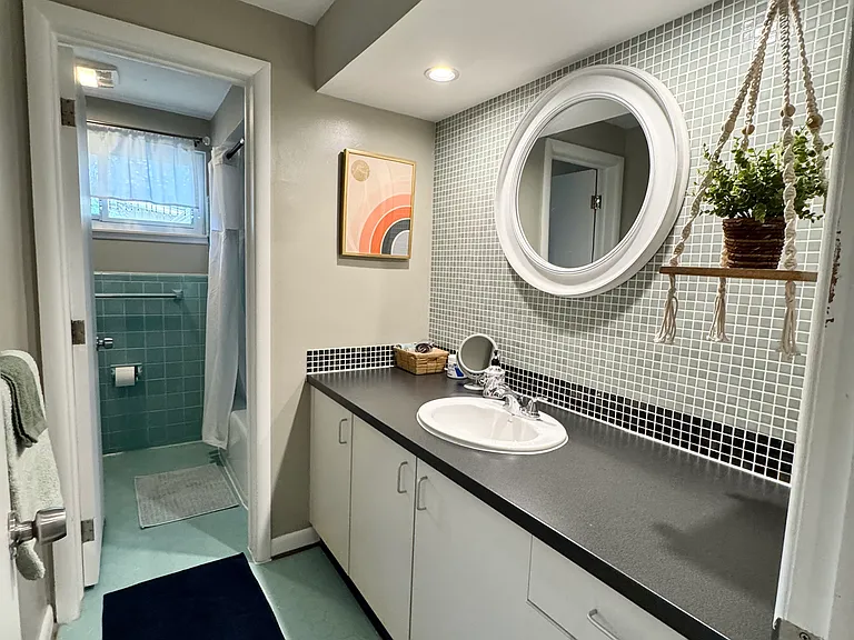 995 Woodlea St — Photo 23