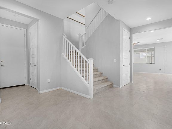 5th image of 7910 W PUEBLO Avenue
