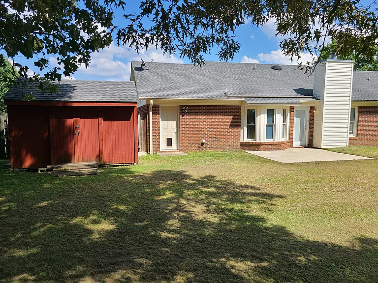 107 Peregrine Pl — Photo 3