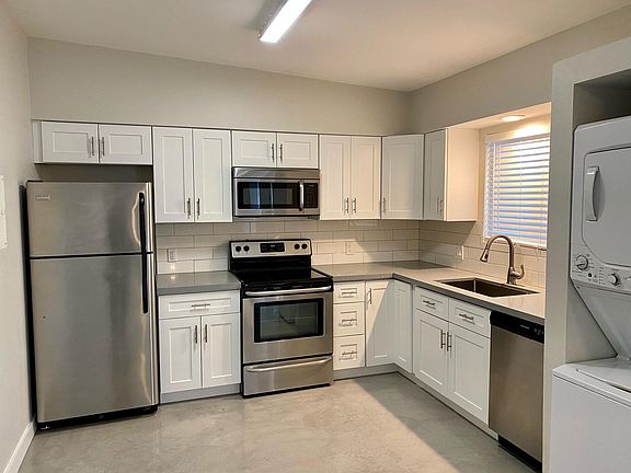 3rd image of 4232 N 32nd St