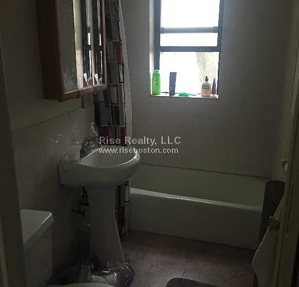 29 Cummings Rd #6 — Photo 3