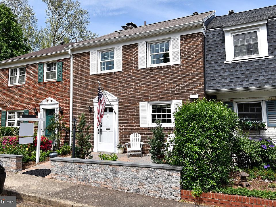 1st image of 6016 Hardwick Pl