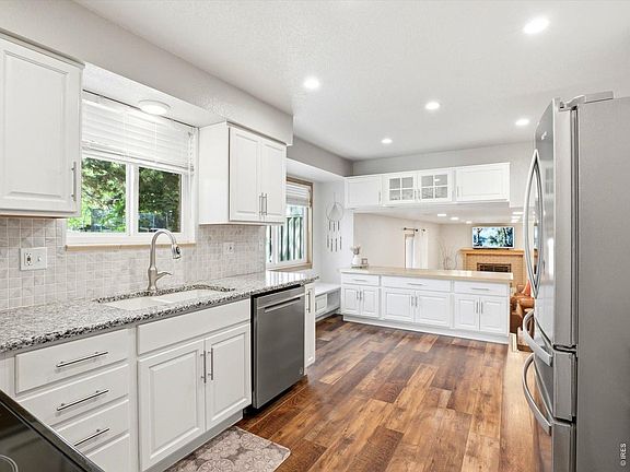 2nd image of 8923 W Warren Dr