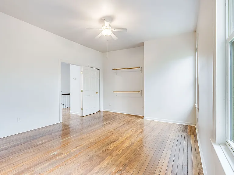 1113 E Park Ave #B — Photo 9