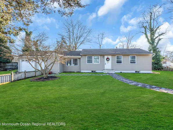 15 Hummel Drive, Toms River, NJ 08757