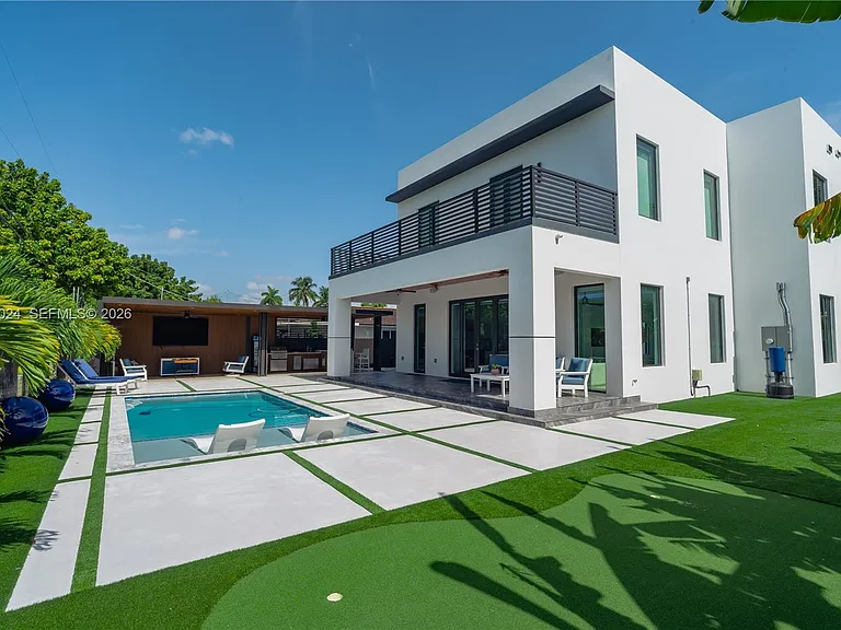 9330 SW 34th St — Photo 14