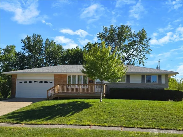 1020 Hazel Ave, Englewood, OH 45322