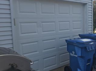 42 Ardmore Rd, Manchester, CT 06040