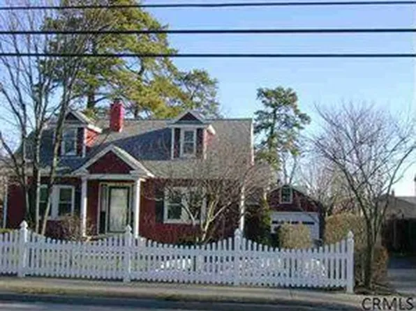 230 Mariaville Rd, Schenectady, NY 12306