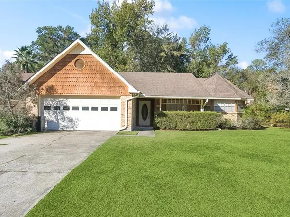 308 Woodridge Blvd, Mandeville, LA 70471