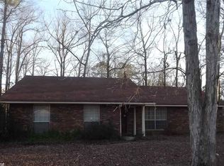8004 N Pinewood Dr, Pine Bluff, AR 71603
