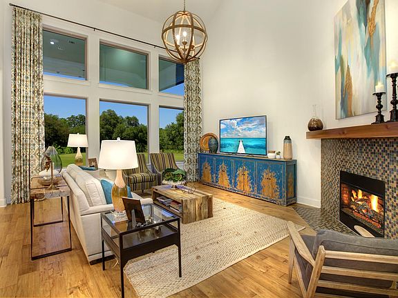The Kenwood II Family Room