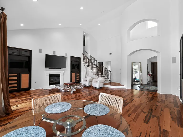 9651 Sagebrush Ave — Photo 27