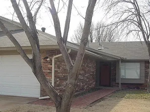 636 NW 121st St, Oklahoma City, OK 73114