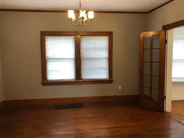 3 bed, 2100 sqft, $3,200 — Photo 4