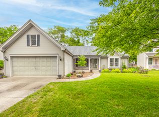 937 Wellington Cir, Aurora, IL 60506