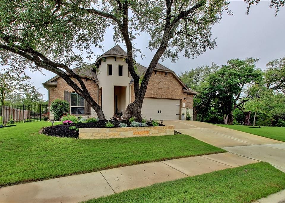 1st image of 205 Orange Mimosa Ln