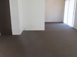 266 S Yolo St APT 2, Willows, CA