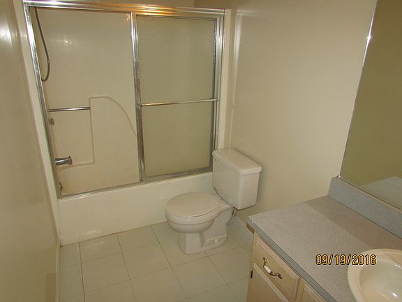 4th image of 129 S Lorraine St APT 404