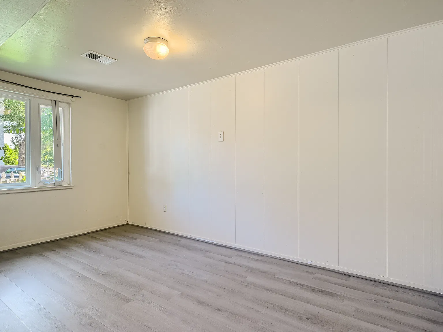 2 bed, 850 sqft, $2,000 — Photo 3