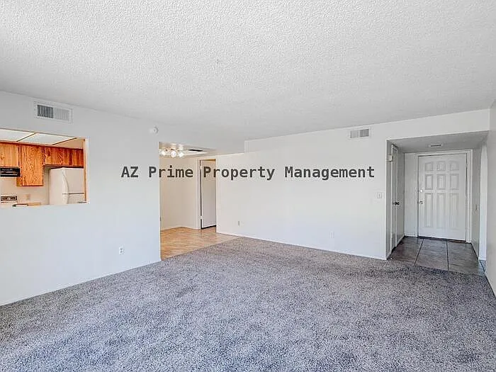812 W Duke Dr — Photo 5
